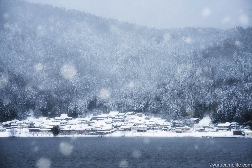 静かな湖畔の雪景色 滋賀県長浜市 余呉湖を撮ってきた話 ゆるカメライフ